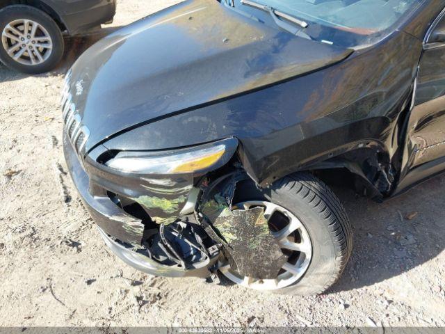 Jeep Cherokee Latitude Image 8