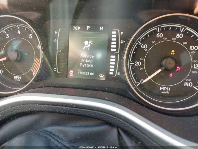 Jeep Cherokee Latitude Image 13