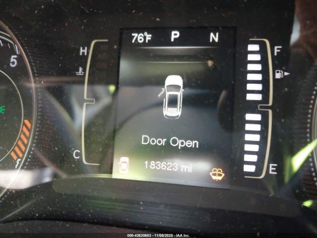 Jeep Cherokee Latitude Image 12