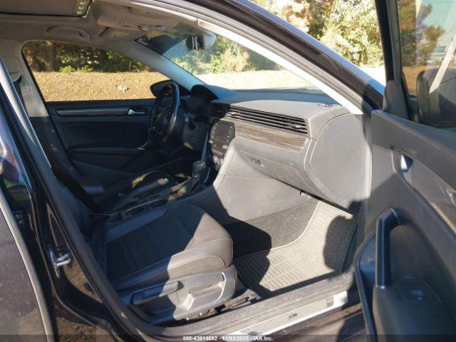 Volkswagen Passat 2.0t R-line Image 8