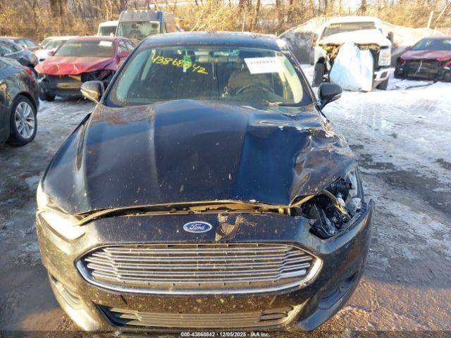 Ford Fusion Se Image 11