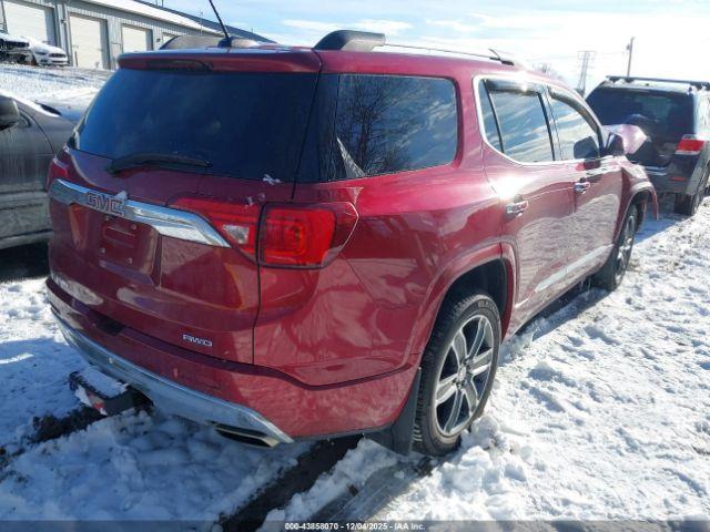 GMC Acadia Denali Image 3