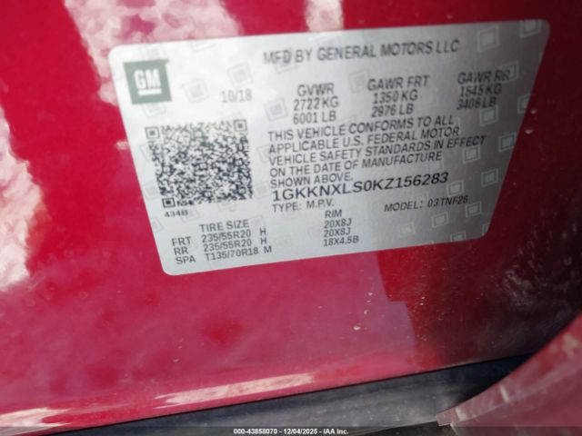 GMC Acadia Denali Image 11