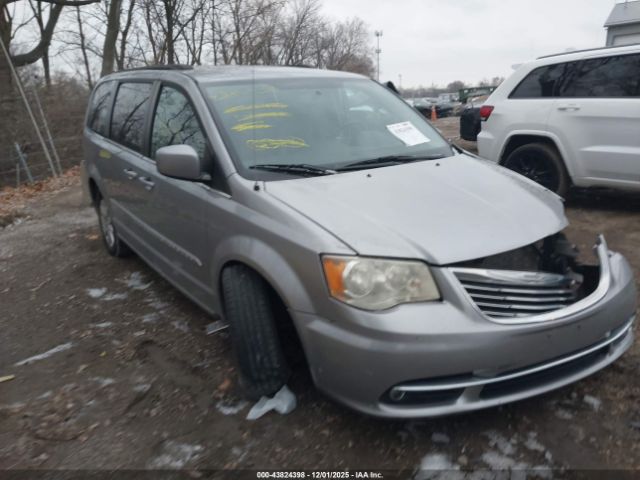Chrysler Town & Country Touring Image 1