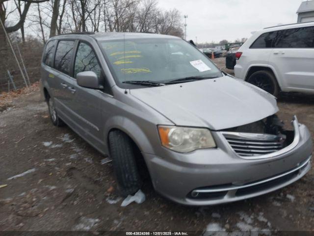  Salvage Chrysler Town & Country