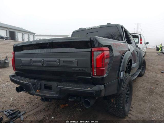 Ford F-150 Raptor Image 5