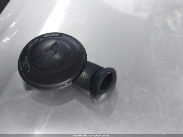 MINI Cooper Image 10