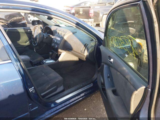 Nissan Altima 2.5 S Image 2