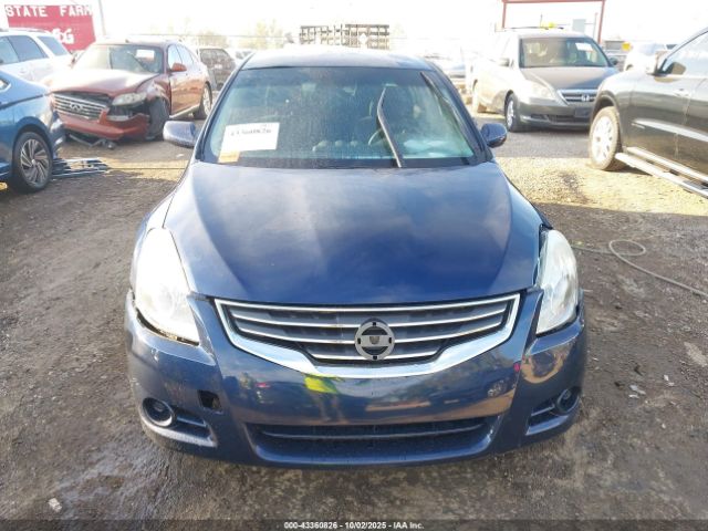 Nissan Altima 2.5 S Image 8