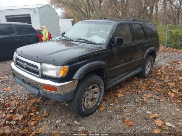 Toyota 4Runner Sr5 V6 Limited Image 6