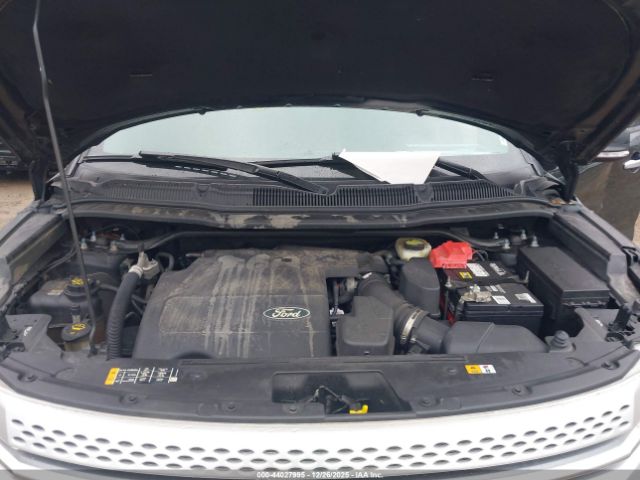 Ford Explorer Xlt Image 11