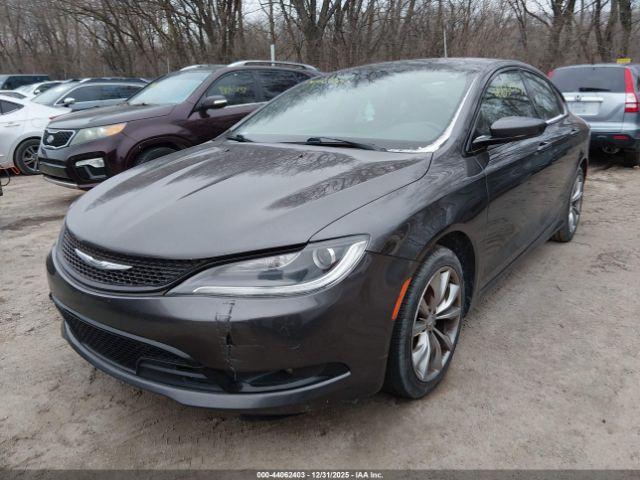 Chrysler 200 S Image 11