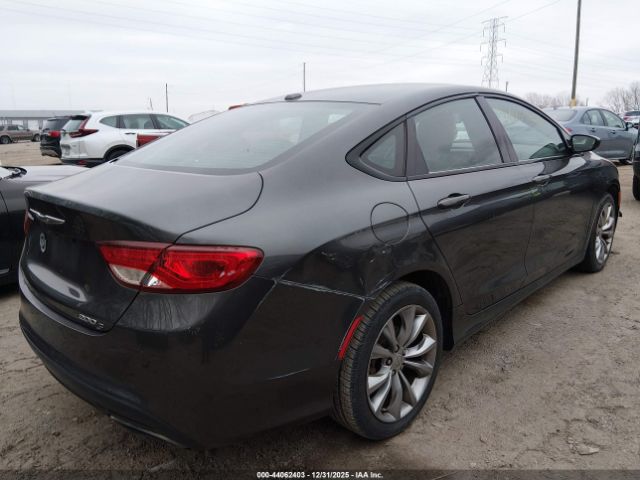 Chrysler 200 S Image 6