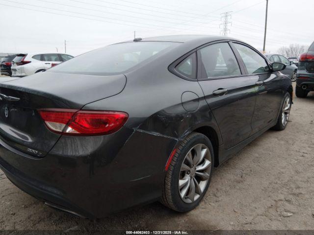 Chrysler 200 S Image 12