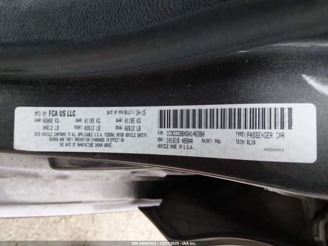 Chrysler 200 S Image 9