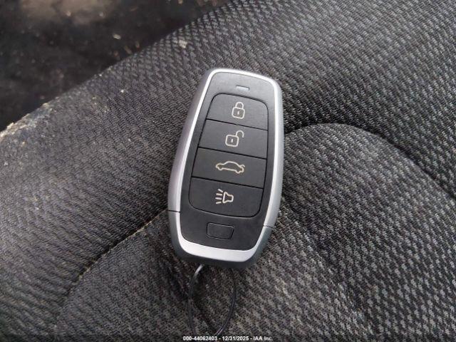 Chrysler 200 S Image 8