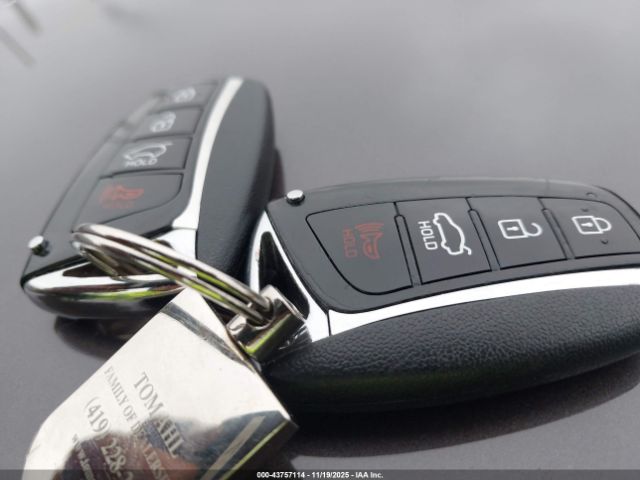 Hyundai Azera Image 12