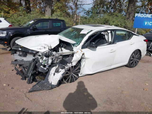 Nissan Altima Sr Fwd Image 5