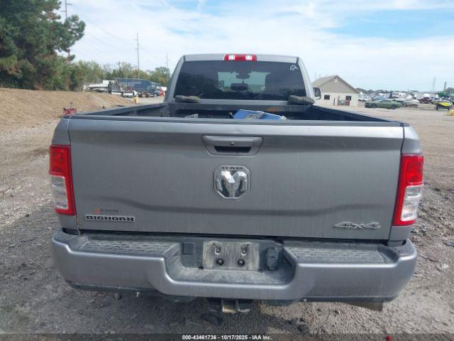 Ram 3500 Big Horn  4x4 8' Box Image 3