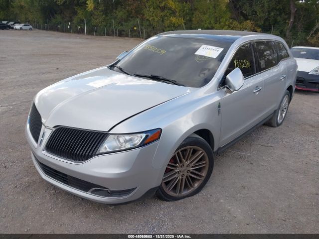 Lincoln MKT Ecoboost Image 4