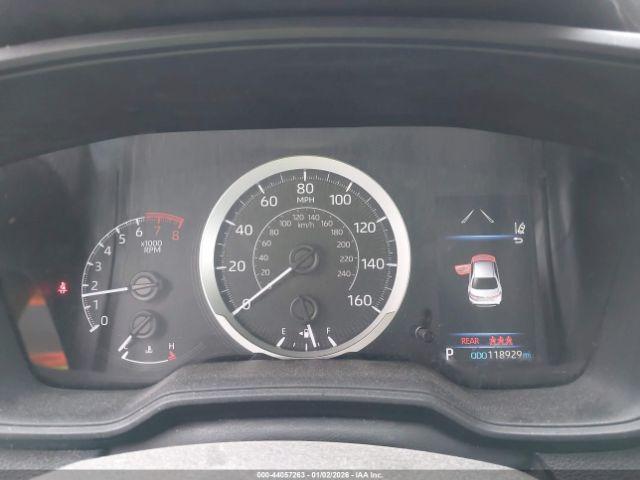 Toyota Corolla Le Image 11