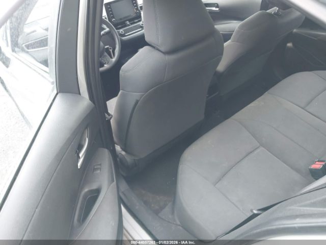 Toyota Corolla Le Image 2