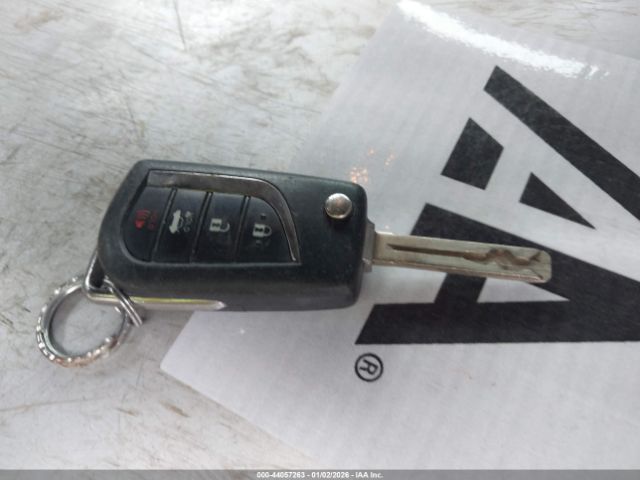 Toyota Corolla Le Image 10