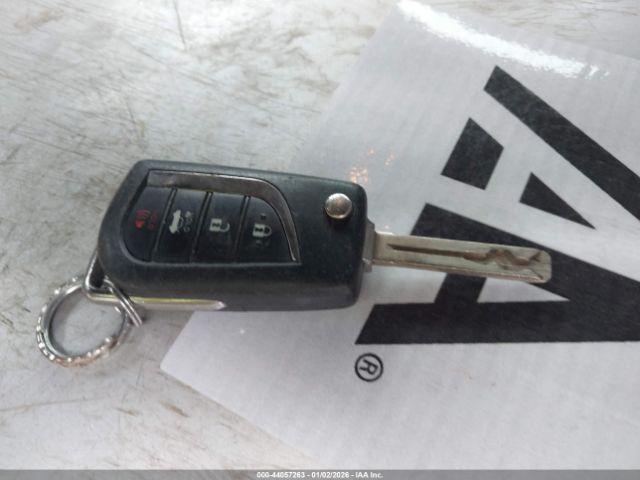 Toyota Corolla Le Image 10