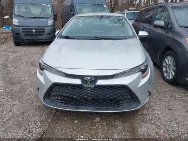 Toyota Corolla Le Image 3