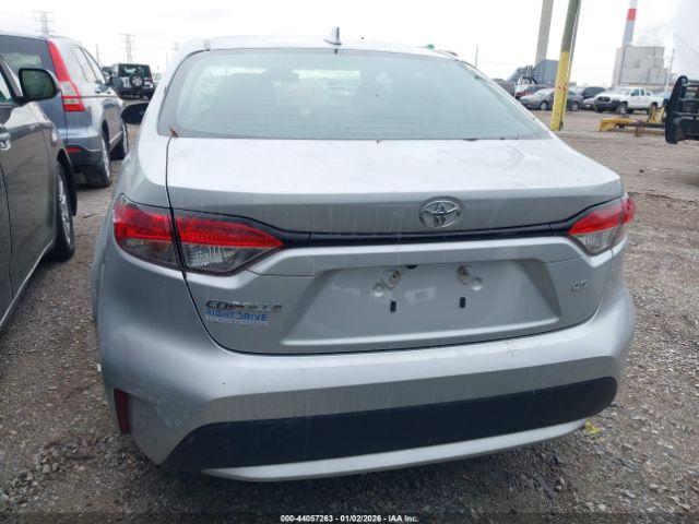 Toyota Corolla Le Image 6