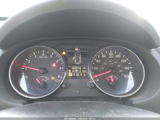 Nissan Rogue S Image 2