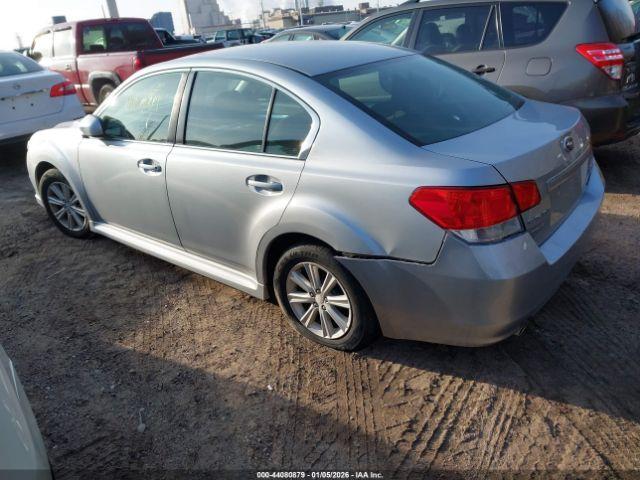 Subaru Legacy 2.5i Premium Image 8