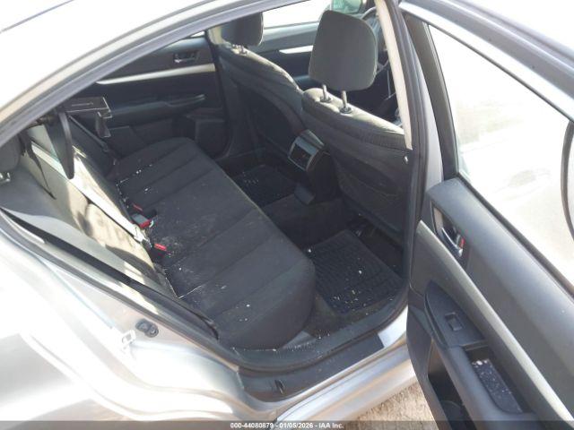 Subaru Legacy 2.5i Premium Image 11