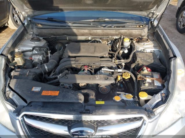 Subaru Legacy 2.5i Premium Image 4