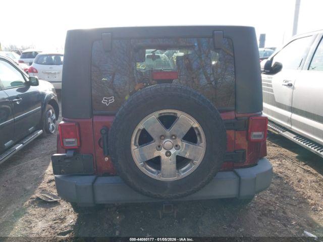 Jeep Wrangler Unlimited Sahara Image 16