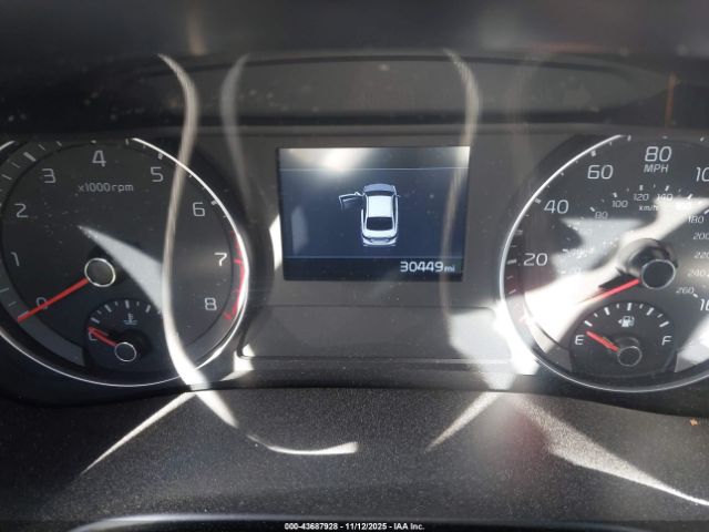 Kia Forte S Image 10