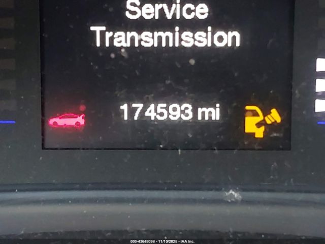 Chrysler 200 Limited Image 16