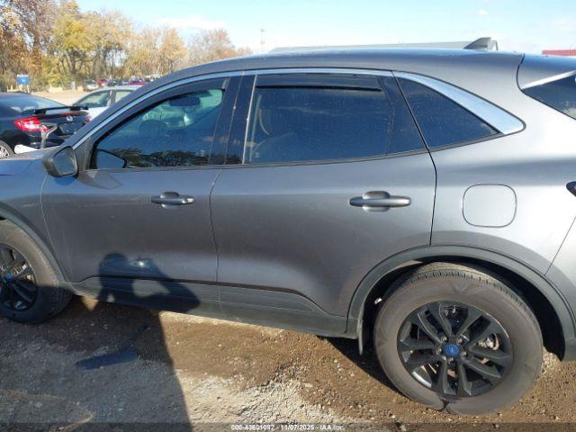 Ford Escape Se Image 12