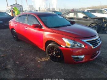  Salvage Nissan Altima