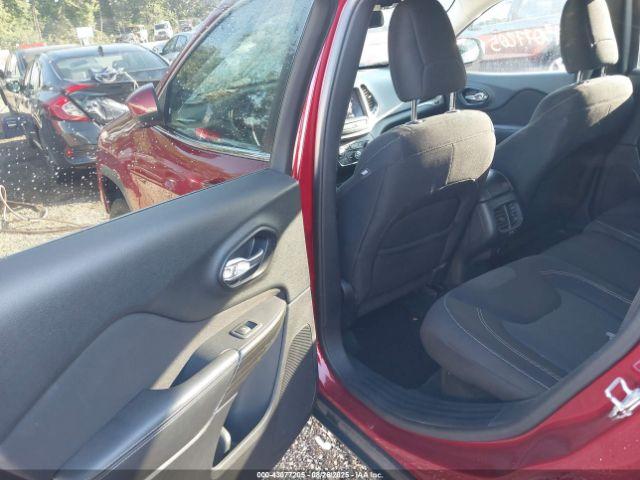 Jeep Cherokee Latitude Image 11