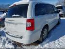 Chrysler Town & Country Touring Image 7