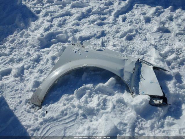 Chrysler Town & Country Touring Image 2