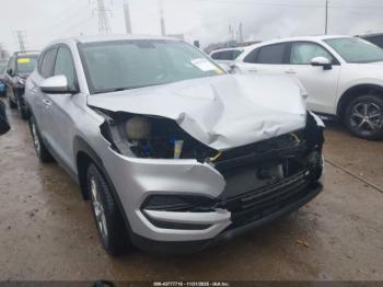  Salvage Hyundai TUCSON