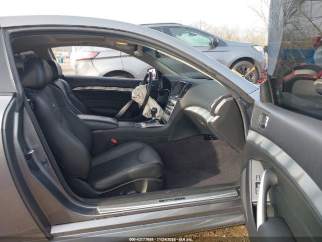 INFINITI Q60 Image 6