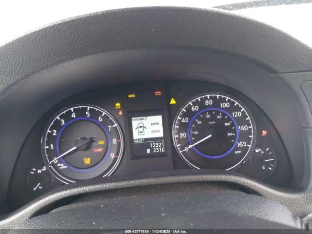 INFINITI Q60 Image 9