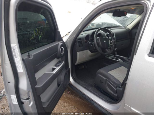 Dodge Nitro Sxt Image 10