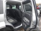 Dodge Nitro Sxt Image 2