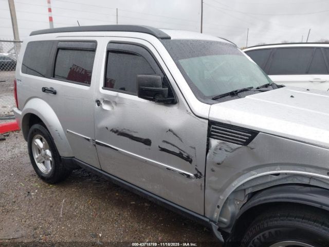 Dodge Nitro Sxt Image 12