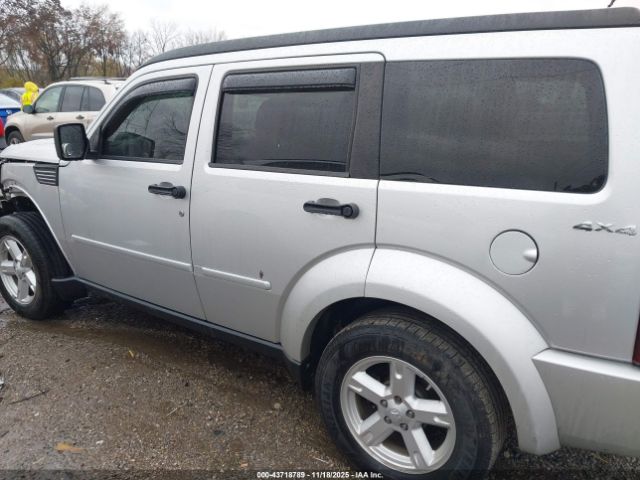Dodge Nitro Sxt Image 13