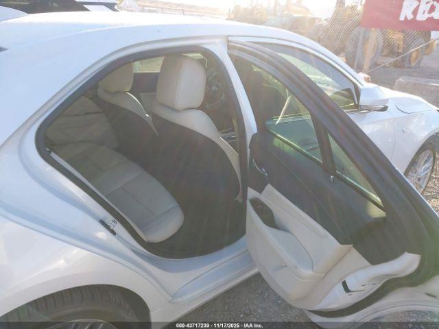 Cadillac CT4 Premium Luxury Image 3